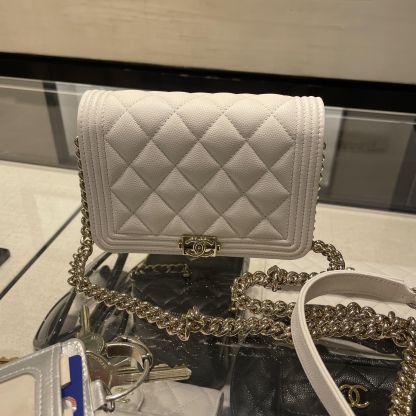 入手困難BOY チェーンウォレットs 早い者勝ち